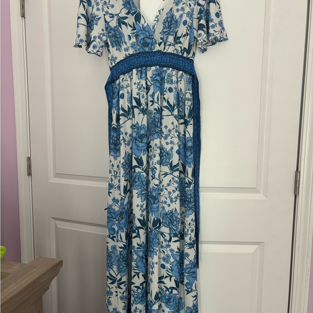 Flying Tomato Blue and White Floral Maxi Dress - Picture 7 of 7
